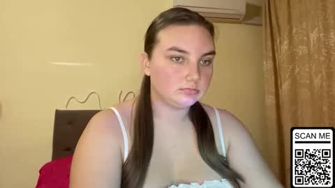 Mila online show from October 5, 4:27 pm