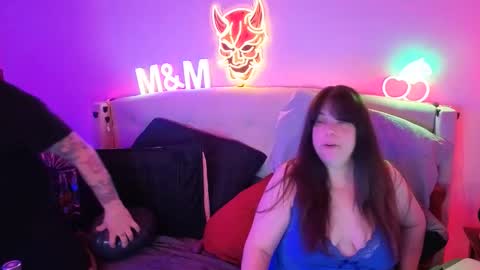 Snapshot of dreamycouple01 chatting on May 12, 5:59 am DreamyCouple01 online show from May 12, 5:59 am