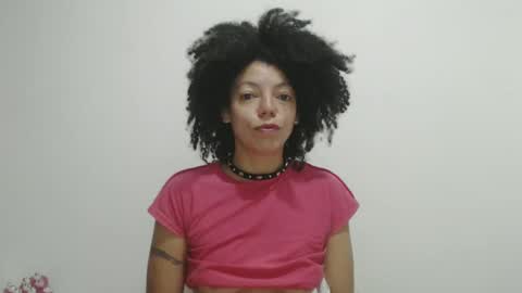 Snapshot of dreamylatina chatting on February 12, 10:24 am DreamyLatina online show from February 12, 10:24 am