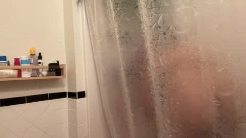 RIRI OR DREAMY online show from March 21, 2:49 am