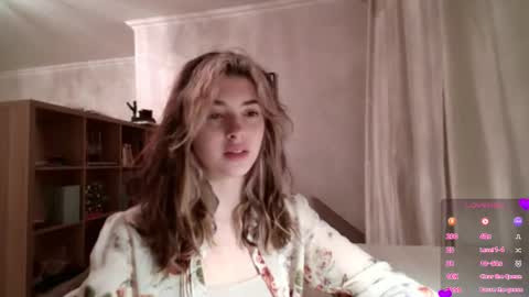 Snapshot of dremazwahlen chatting on March 2, 3:08 pm Dia online show from March 2, 3:08 pm