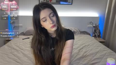 Emily online show from November 21, 8:46 am