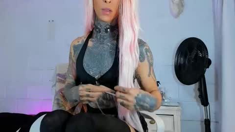 drippyorlove online show from March 30, 9:49 pm