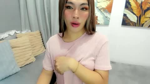 miss. Erika online show from May 23, 6:51 am