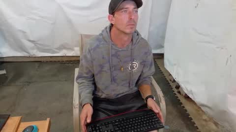 Snapshot of dritylilboy chatting on May 3, 5:08 pm Inexperienced catfish online show from May 3, 5:08 pm