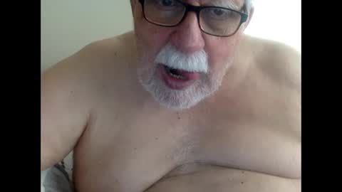 drnick069 online show from April 14, 3:18 pm