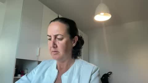 Dr. Resa online show from May 20, 10:54 am