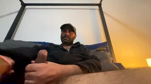 Snapshot of drspunkalott chatting on December 14, 3:51 am drspunkalott online show from December 14, 3:51 am