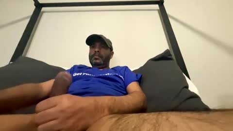 Snapshot of drspunkalott chatting on February 18, 12:37 am drspunkalott online show from February 18, 12:37 am