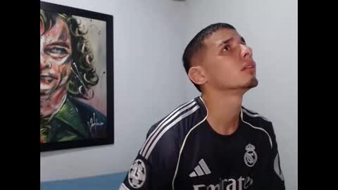 Snapshot of dsanchezz359 chatting on February 20, 11:32 am dsanchezz359 online show from February 20, 11:32 am