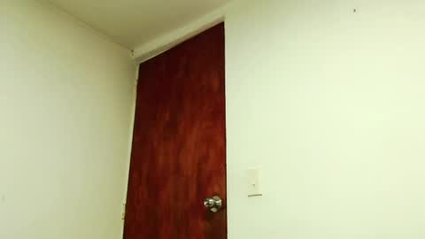 S.K..maorisa98 VIDEOS SEXHARD PPBOY 55TASTEPROTEIN online show from October 1, 2:34 pm