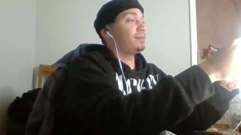 dubz07 online show from December 8, 2:09 pm