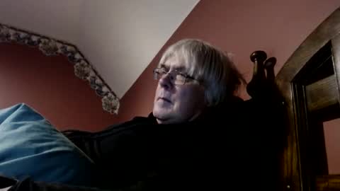 Doug online show from January 19, 1:32 am