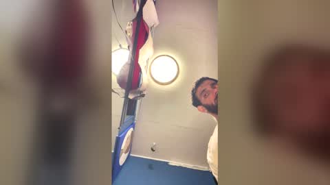 Snapshot of dugawuga chatting on February 23, 6:22 am dugawuga online show from February 23, 6:22 am