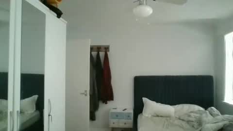 Snapshot of dulac81 chatting on February 18, 2:16 pm dulac81 online show from February 18, 2:16 pm