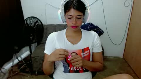 dulce2415 online show from March 21, 7:02 am