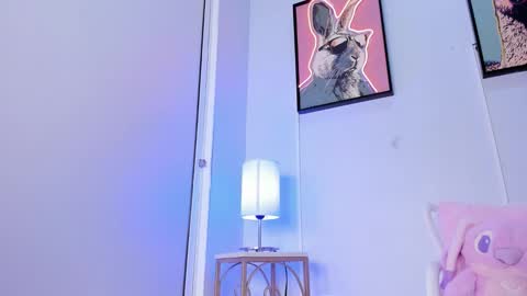 dulce__fiore07 online show from March 19, 12:20 pm