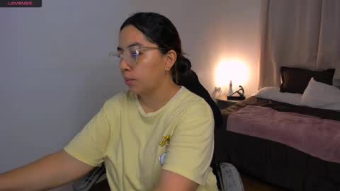 dulce brithany online show from September 17, 11:34 am