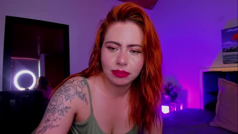 Snapshot of dulce_charlottee chatting on December 15, 7:10 pm DULCE online show from December 15, 7:10 pm