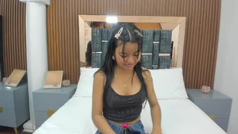 Snapshot of dulce_glamor_ chatting on May 8, 11:26 am Dulce online show from May 8, 11:26 am