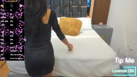 Snapshot of dulce_glamor_ chatting on May 15, 11:17 am Dulce online show from May 15, 11:17 am