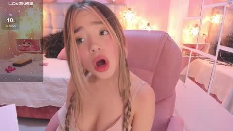 Dulce  online show from February 9, 7:51 pm