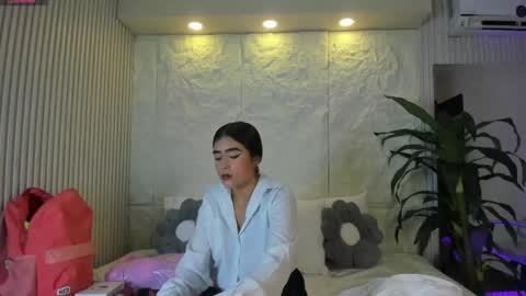 Snapshot of dulce_vict chatting on May 31, 3:58 am dulce online show from May 31, 3:58 am