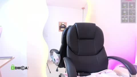 Dulce  online show from April 15, 12:01 pm