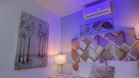 Snapshot of dulceestrella_ chatting on July 24, 1:53 pm Dulce online show from July 24, 1:53 pm