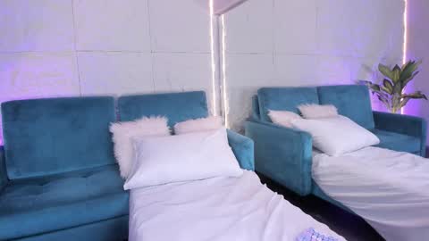 Snapshot of dulcegreem chatting on February 25, 7:23 pm Dulce online show from February 25, 7:23 pm