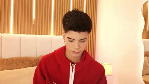 Dulcey online show from March 27, 4:40 am