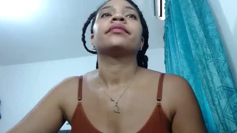 Snapshot of dulsediosa chatting on February 19, 4:55 pm Dulse Diosa online show from February 19, 4:55 pm