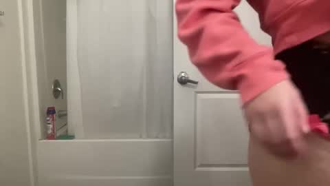 Snapshot of dumbblondexoxo chatting on January 18, 3:20 am dumbblondexoxo online show from January 18, 3:20 am