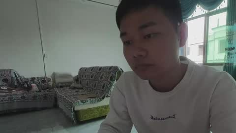 Snapshot of dumeila chatting on April 7, 3:40 am dumeila online show from April 7, 3:40 am