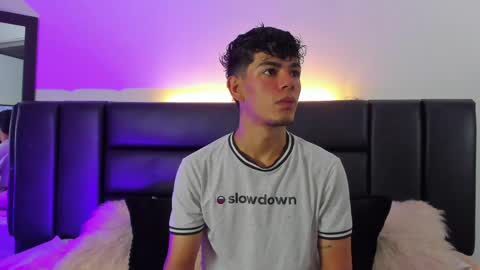 Thomas and Noah online show from May 28, 12:13 pm