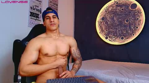 duran_dhikol1 online show from March 3, 3:34 am