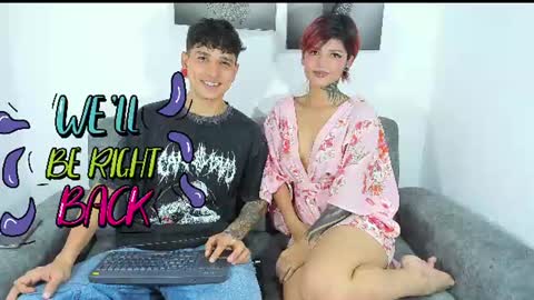 Nicolle y Julian online show from July 9, 8:35 pm