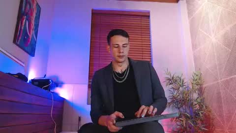 Dustin Sonne online show from March 14, 3:45 am