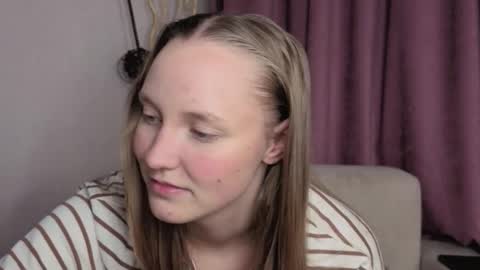 Jenny online show from December 3, 7:34 pm