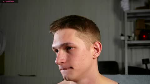 Dustyn online show from February 8, 6:01 pm