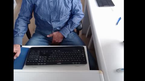 Snapshot of dutchpornking2 chatting on September 30, 7:35 am dutchpornking2 online show from September 30, 7:35 am