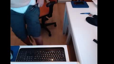 dutchpornking2 online show from July 17, 6:42 am