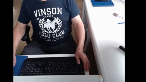 dutchpornking2 online show from July 18, 7:01 am
