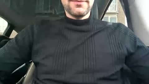 Snapshot of dutchthickdad chatting on February 2, 1:21 pm DutchThickDad online show from February 2, 1:21 pm