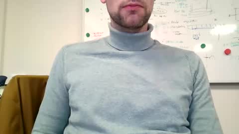 Snapshot of dutchthickdad chatting on February 13, 4:47 pm DutchThickDad online show from February 13, 4:47 pm