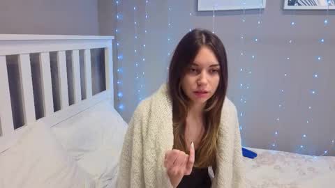 Snapshot of dutifulandwet chatting on February 24, 9:18 am Noah online show from February 24, 9:18 am