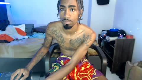Snapshot of duvanf18 chatting on July 5, 8:05 pm Elburrito online show from July 5, 8:05 pm