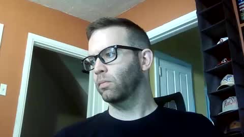 dweav240 online show from May 28, 1:52 pm