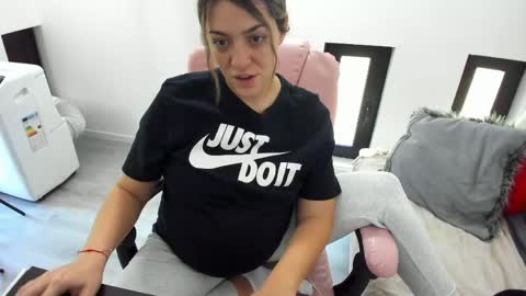 dayana online show from May 25, 5:24 am