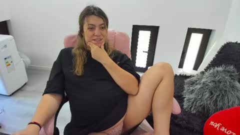 dayana online show from June 17, 6:05 am